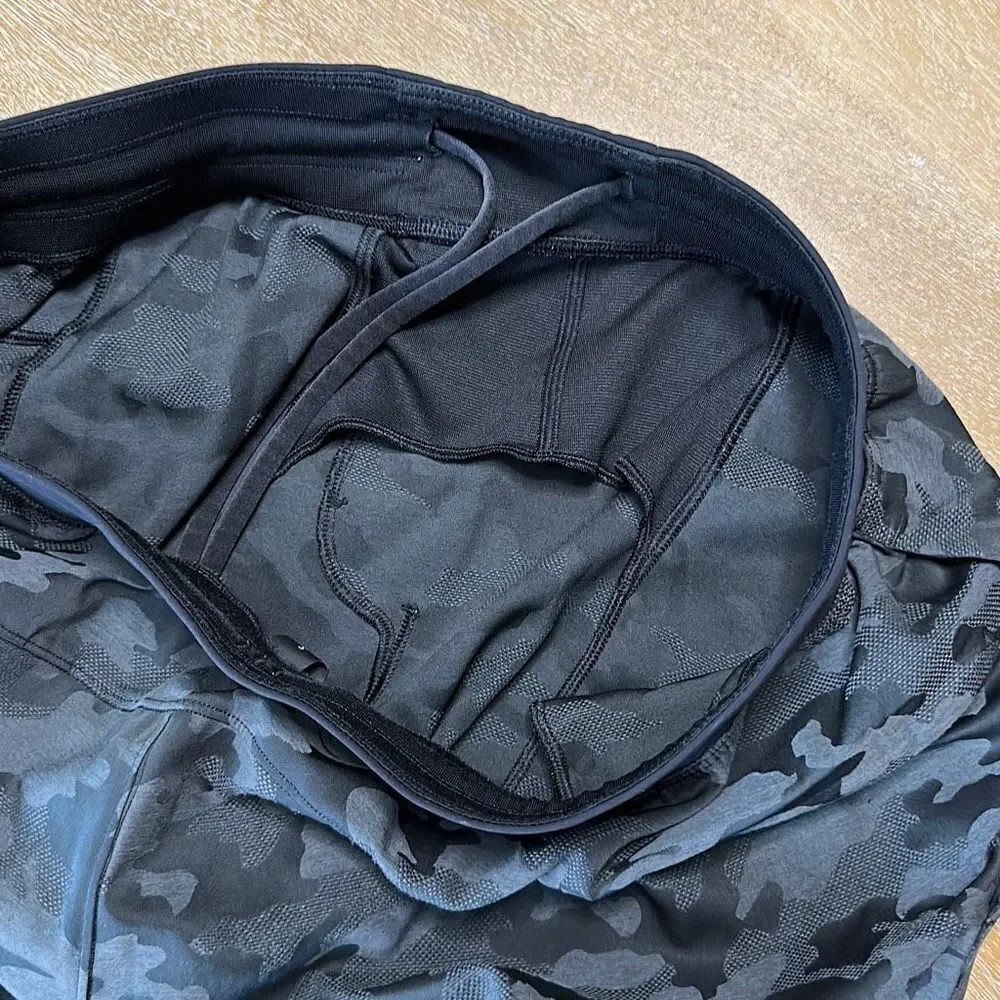 Lululemon T.H.E. Short *Linerless Mesh Camo 9